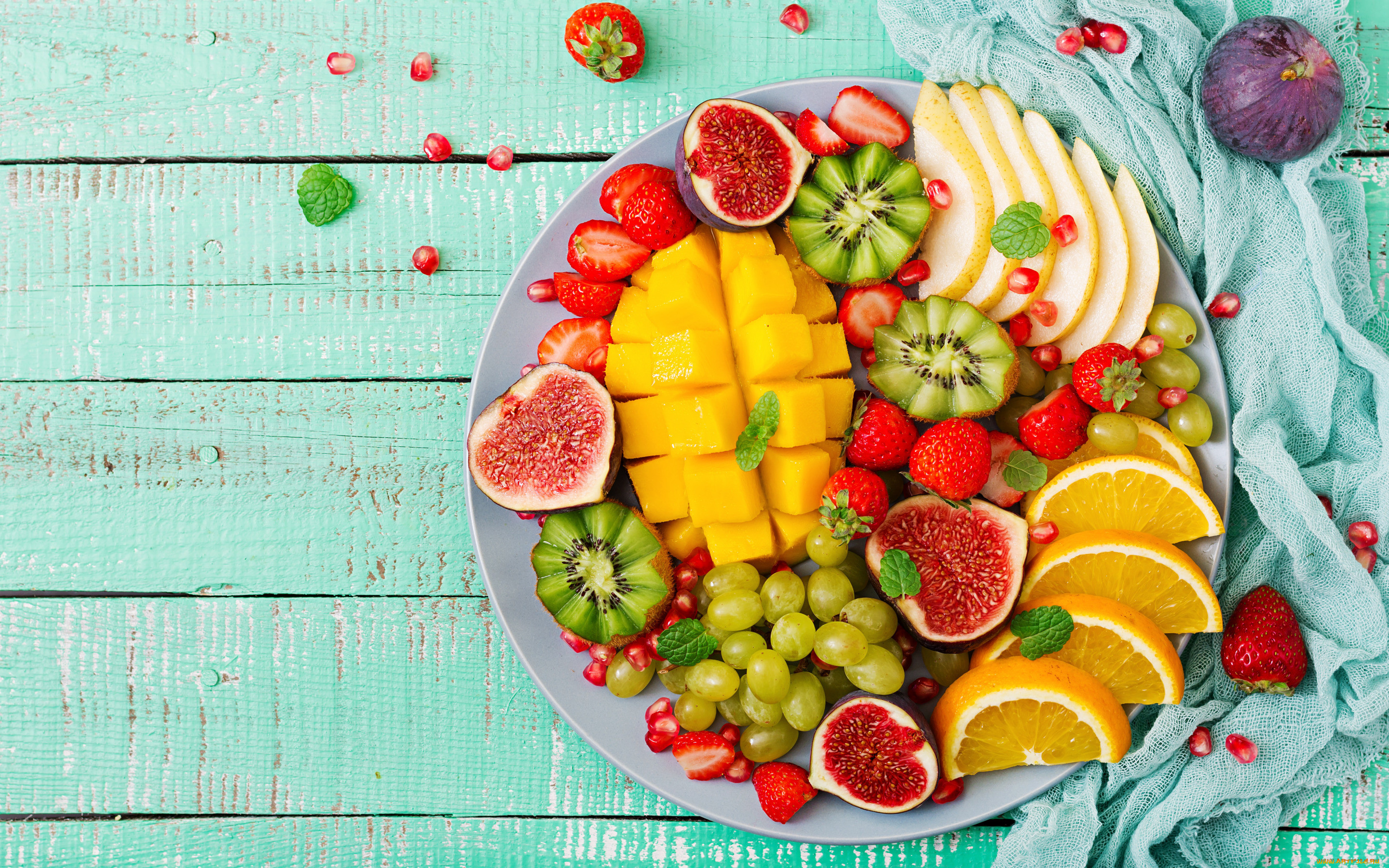 , ,  , tropical, berries, fruits, strawberry, sweet, wood, fresh, , summer, , , , colorful, , 